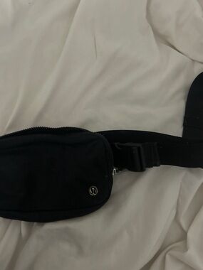 lululemon athletica Black Crossbody Waist Pack